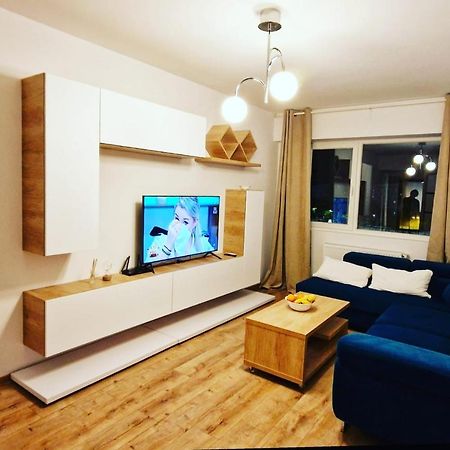 Lux & Confort - Apartament 3 Camere Bucharest Exterior photo